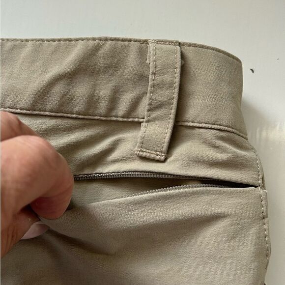 Merrell Tan Nylon Hiking Shorts Size 4 - Picture 10 of 13
